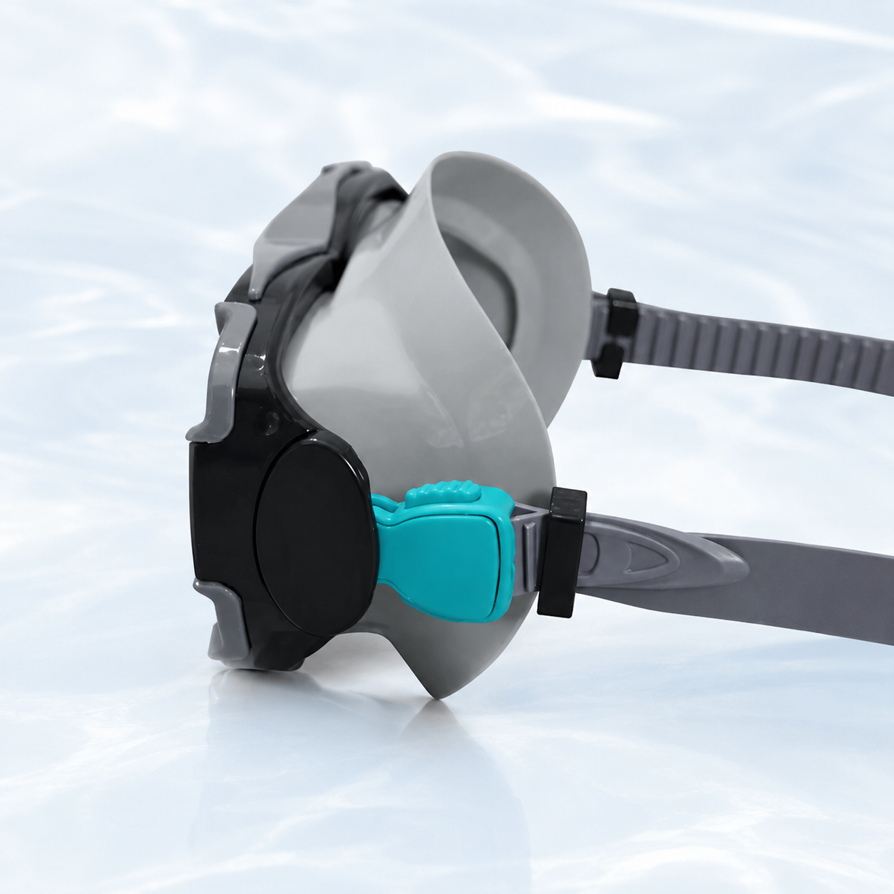Bestway Dominator Swimming Mask with Two Lenses for Age 14+