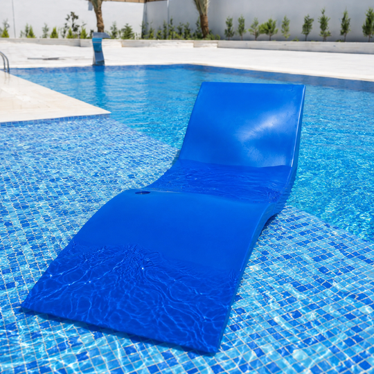 Relaxation Chair for Pools and Gardens – Usable in Water | Luxury Pool Lounger Chair